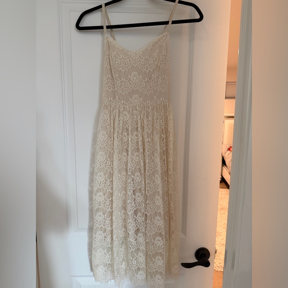Abercrombie & Fitch Lace Dress in Cream